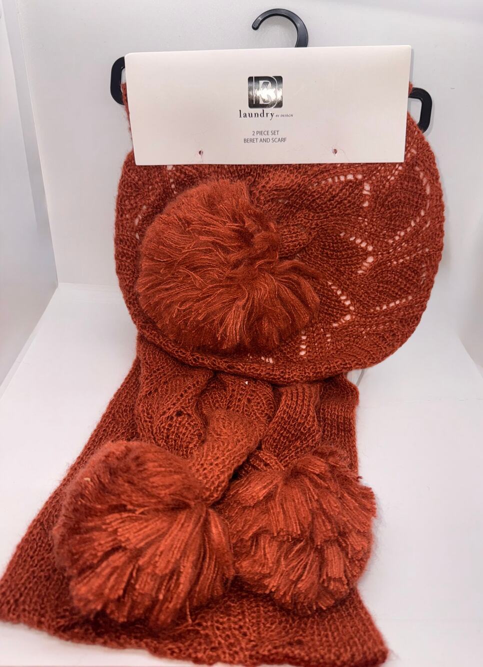 Laundry by Design Women's 2 Piece Set Beret & Scarf Rust/Cooper